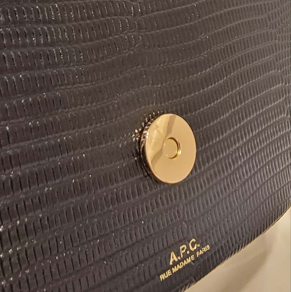 A.P.C. Black Betty Crossbody - Picture 5 of 9